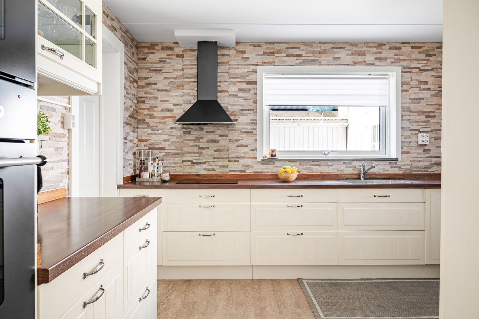 Villa, Radhus, Tenhultsvägen 57, Huskvarna Bråneryd, Jönköping