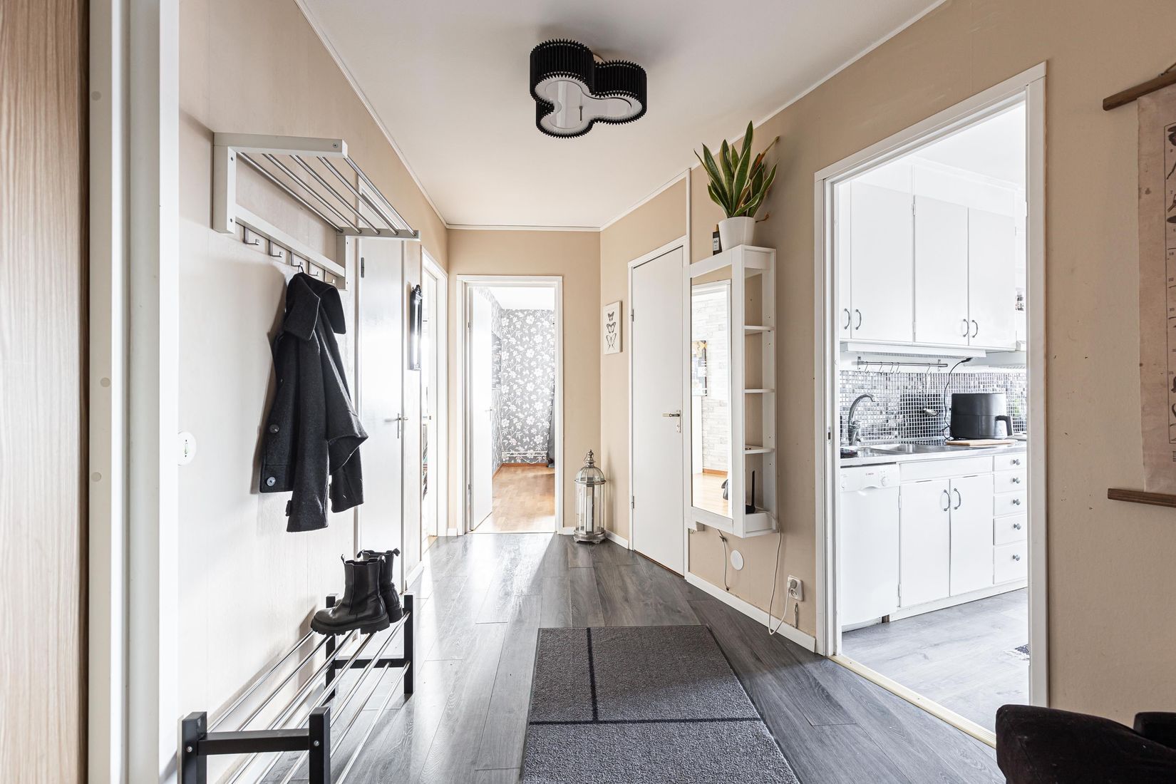 Bostadsrätt, Hummelbäcksgatan 3c, Centralt, Köping