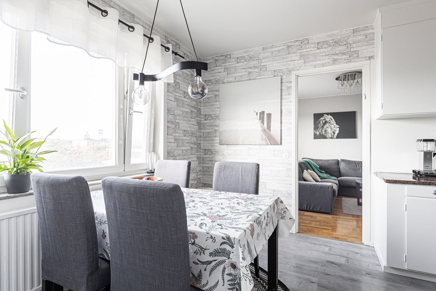 Bostadsrätt, Hummelbäcksgatan 3c, Centralt, Köping