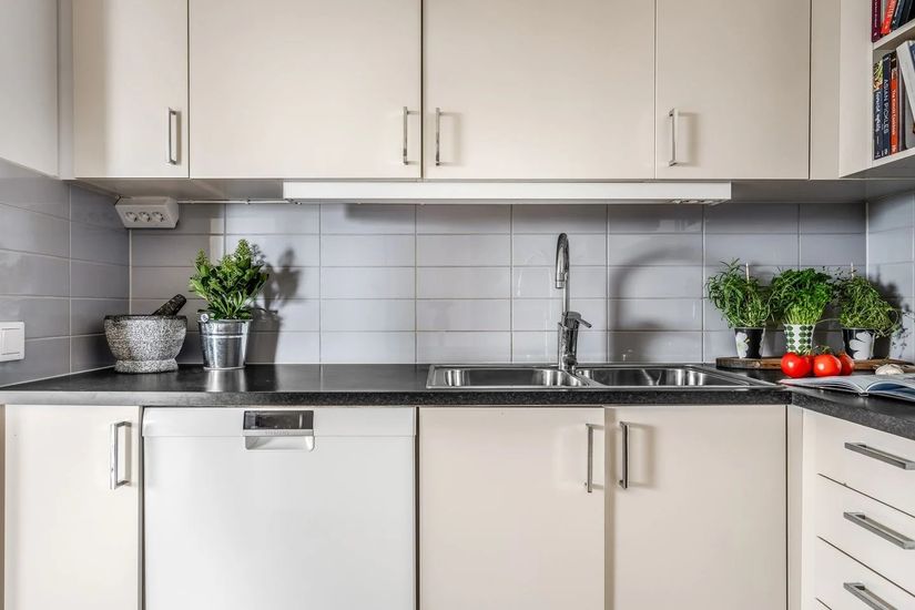 Bostadsrätt, Ekholmsvägen 303, Skärholmen, Stockholm