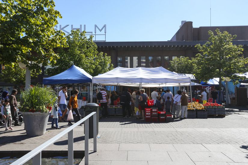 Bostadsrätt, Ekholmsvägen 303, Skärholmen, Stockholm