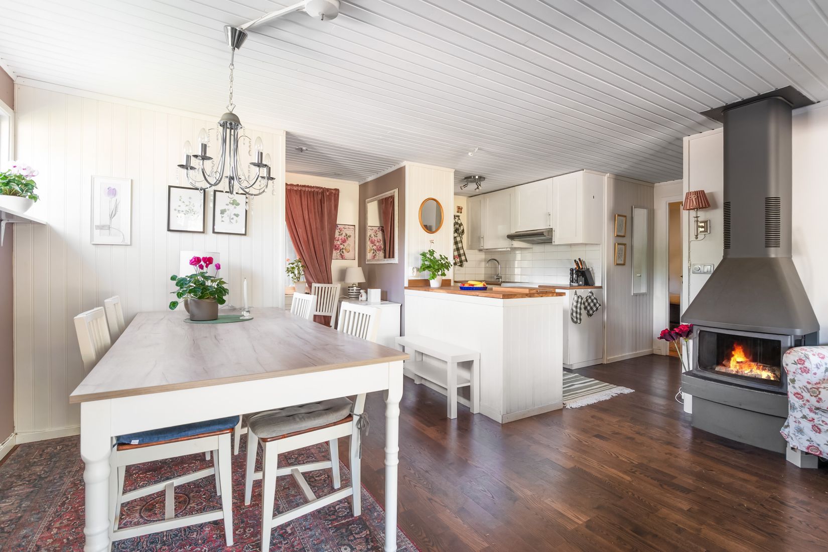 Villa, Vedahöjden 49, Tungelsta, Haninge