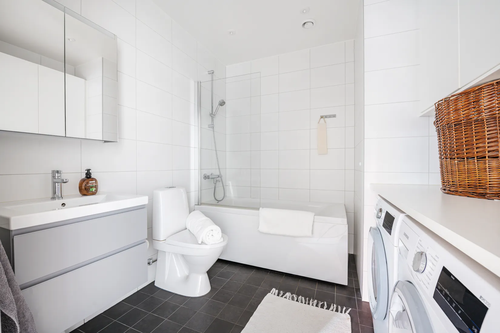 Bostadsrätt, Charlottenburgsvägen 15, Råsunda, Solna