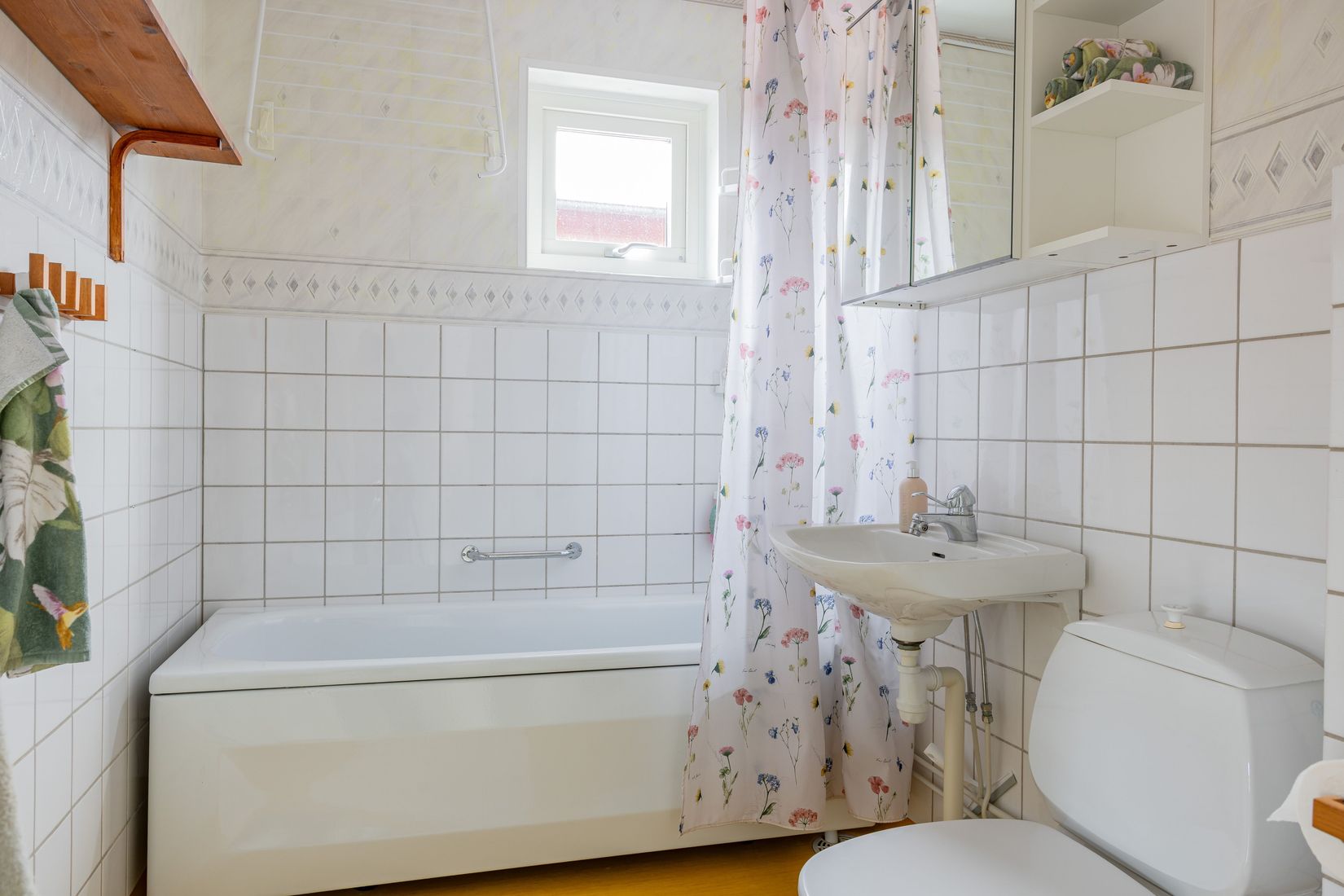 Villa, Bomgatan 5, Brunnsvik, Motala