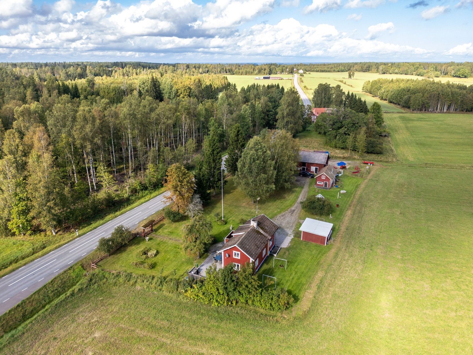 Gård/Skog, Hälleråd Lindgården, Hälleråd, Vingåker