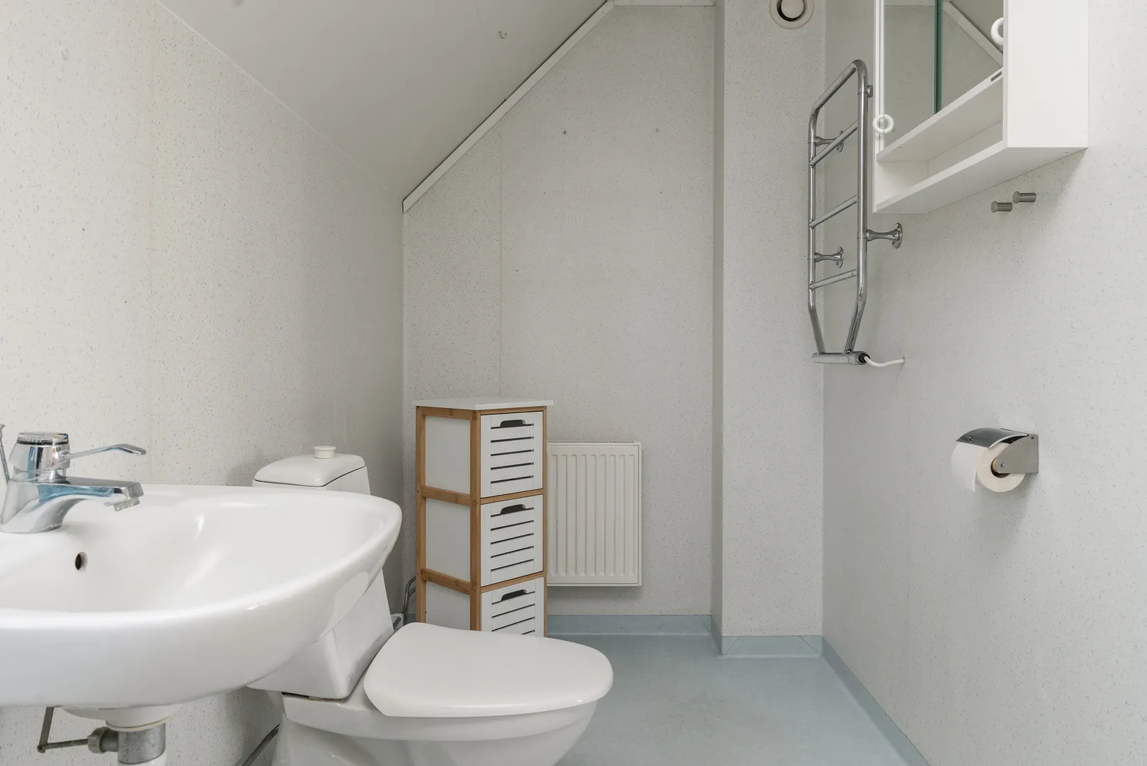 Villa, Radhus, Klövervägen 26, Norremark, Alvesta