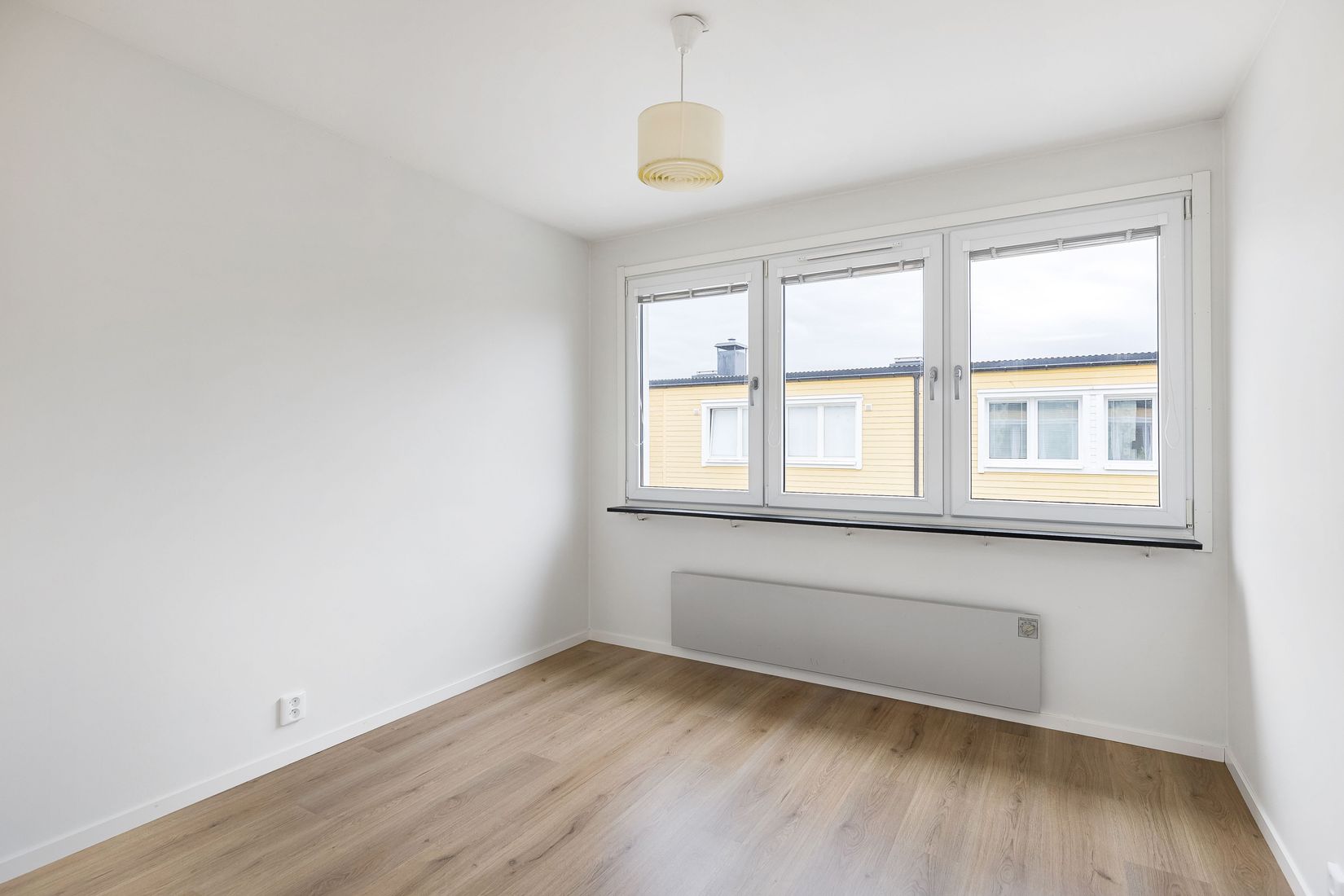 Radhus, Trumpetvägen 166, Slagsta, Eskilstuna