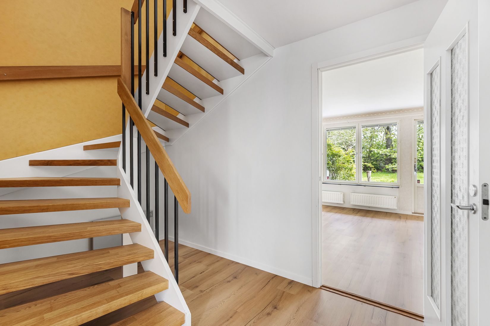 Radhus, Trumpetvägen 166, Slagsta, Eskilstuna