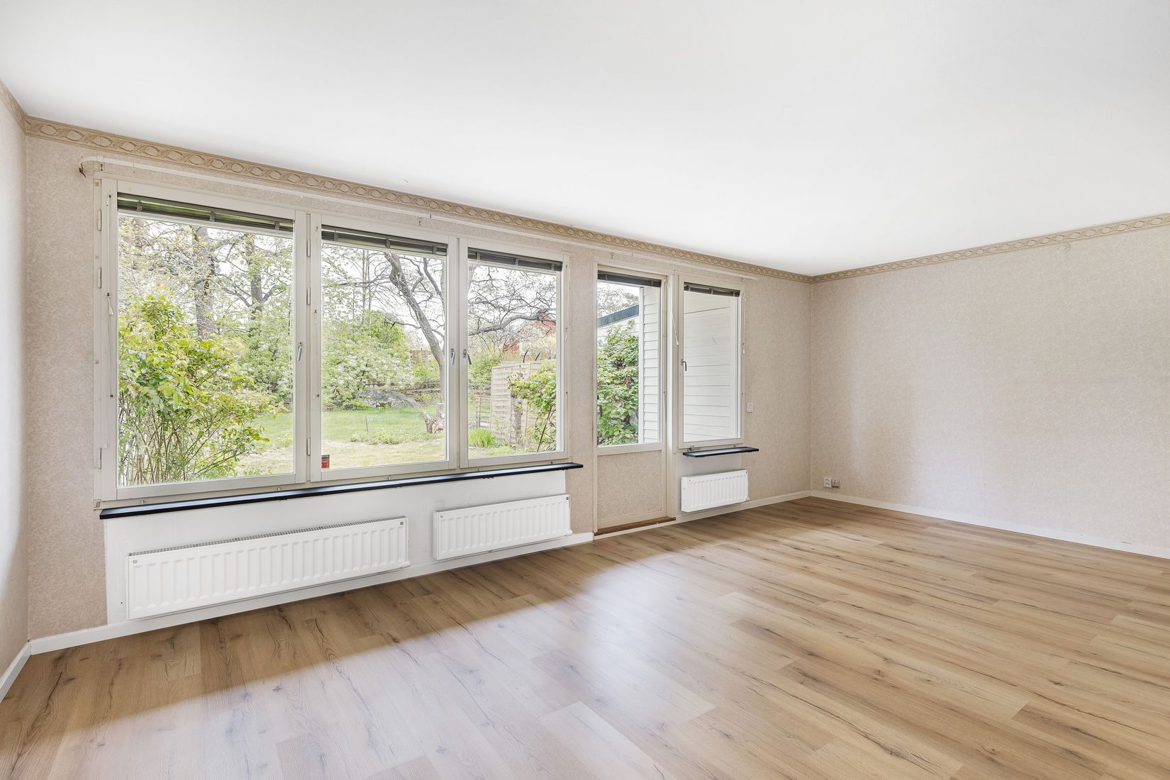 Radhus, Trumpetvägen 166, Slagsta, Eskilstuna