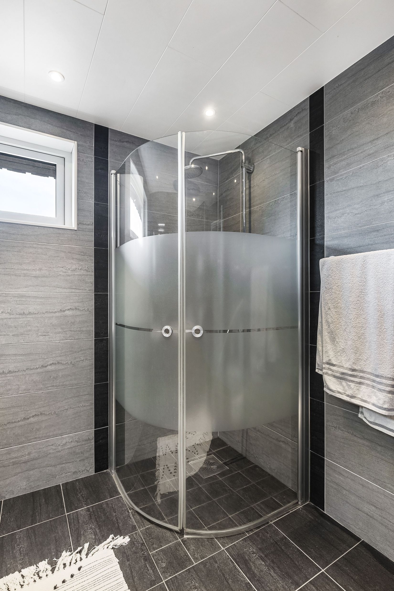 Villa, Långbergsgatan 25, Skiftinge, Eskilstuna