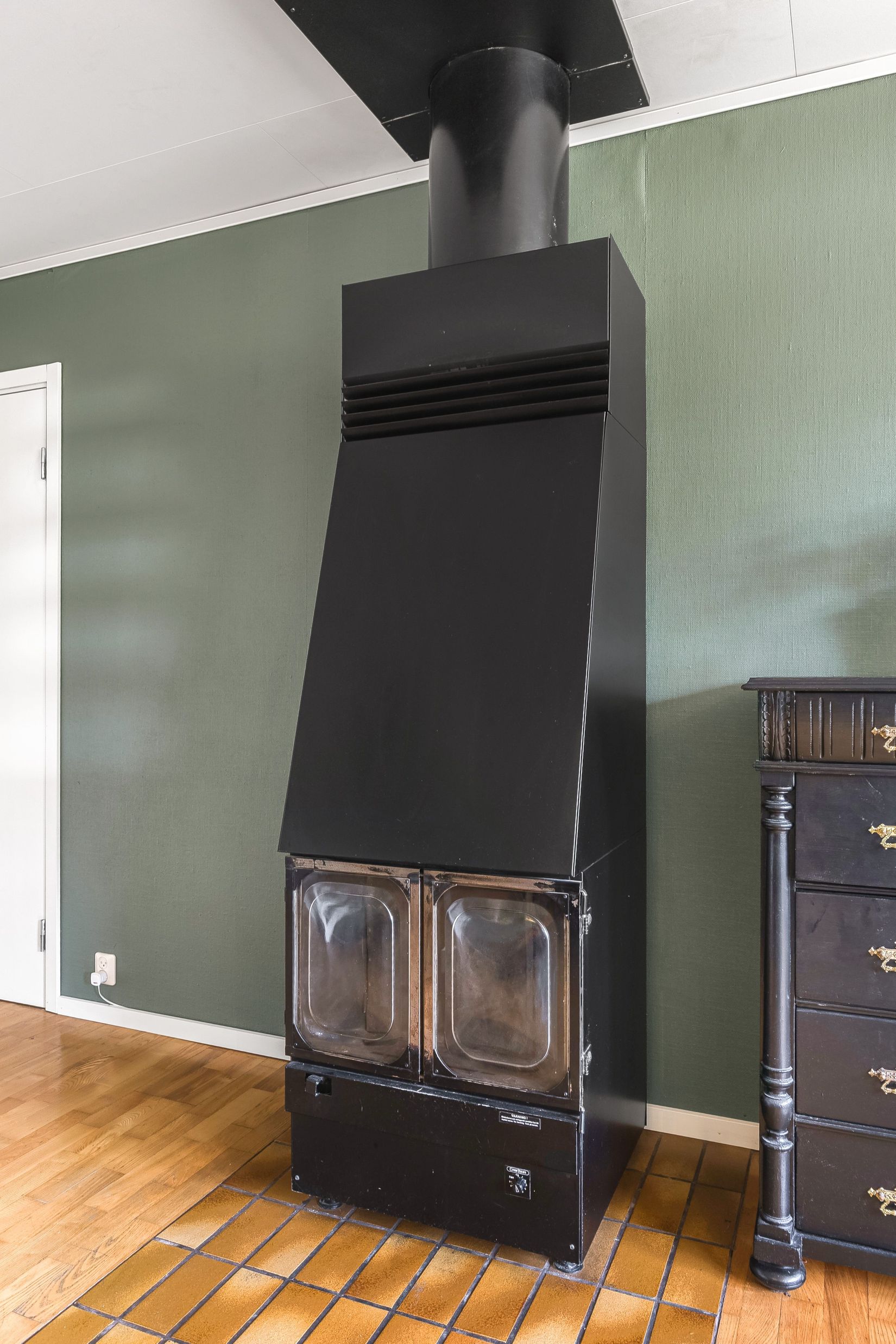 Villa, Långbergsgatan 25, Skiftinge, Eskilstuna