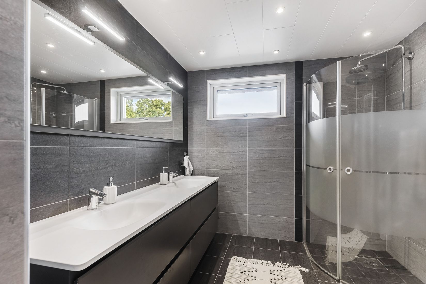 Villa, Långbergsgatan 25, Skiftinge, Eskilstuna