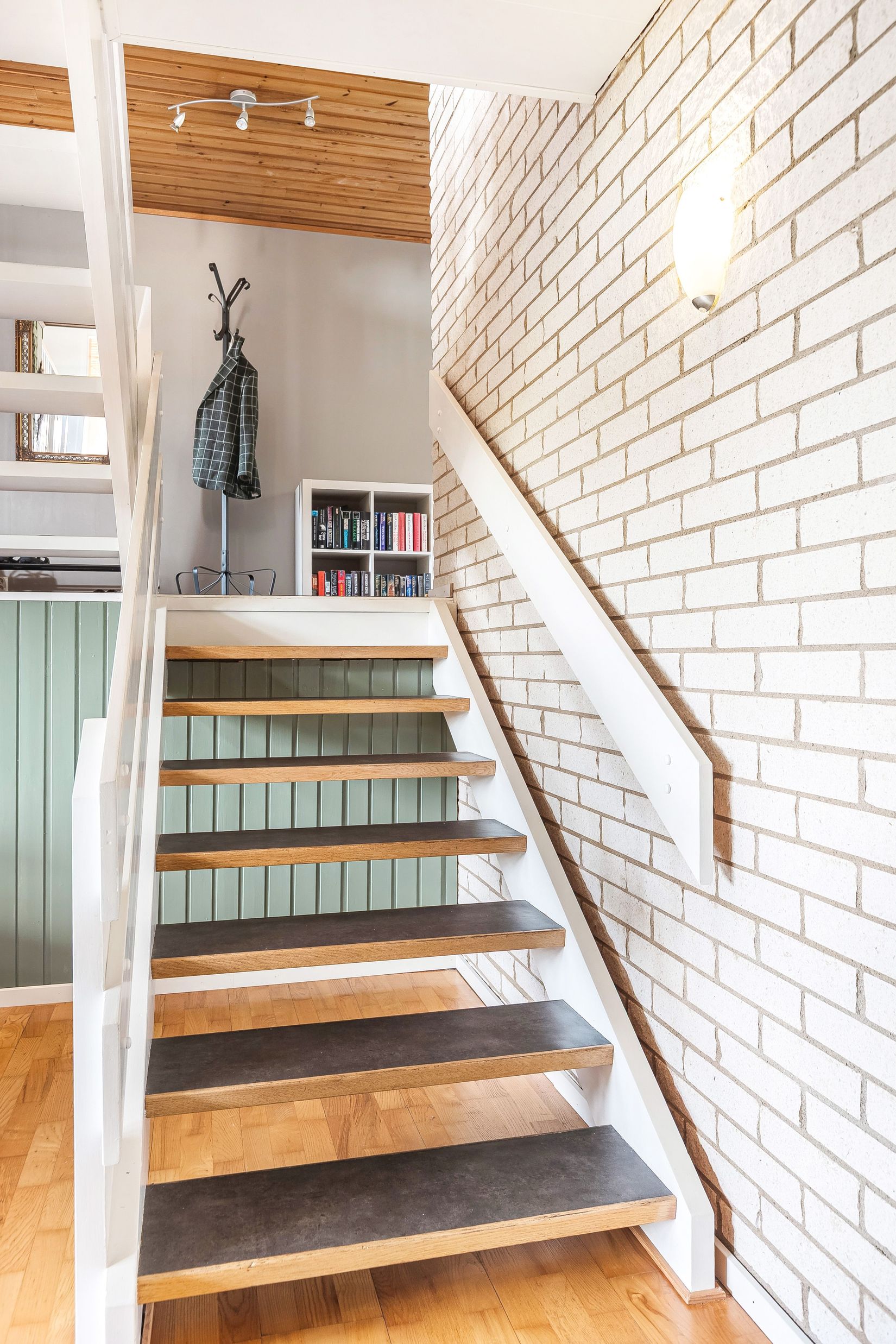 Villa, Långbergsgatan 25, Skiftinge, Eskilstuna