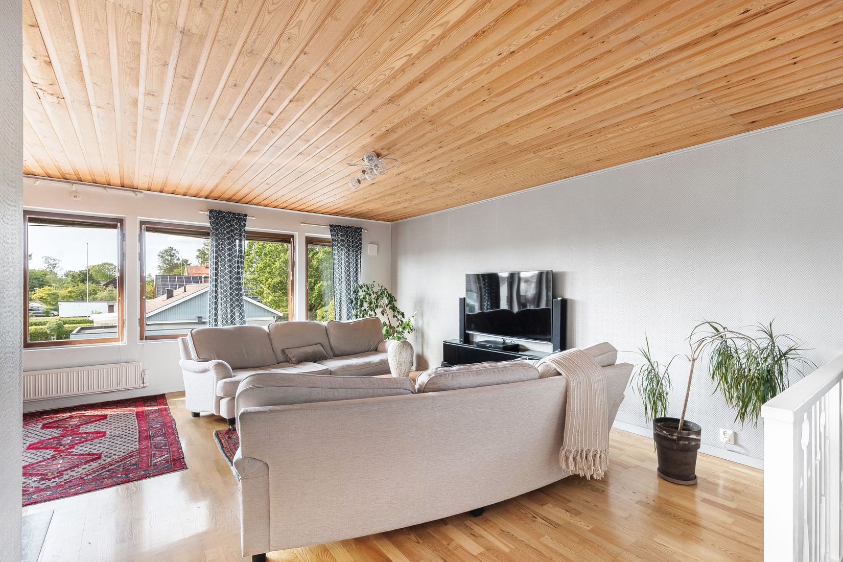 Villa, Långbergsgatan 25, Skiftinge, Eskilstuna