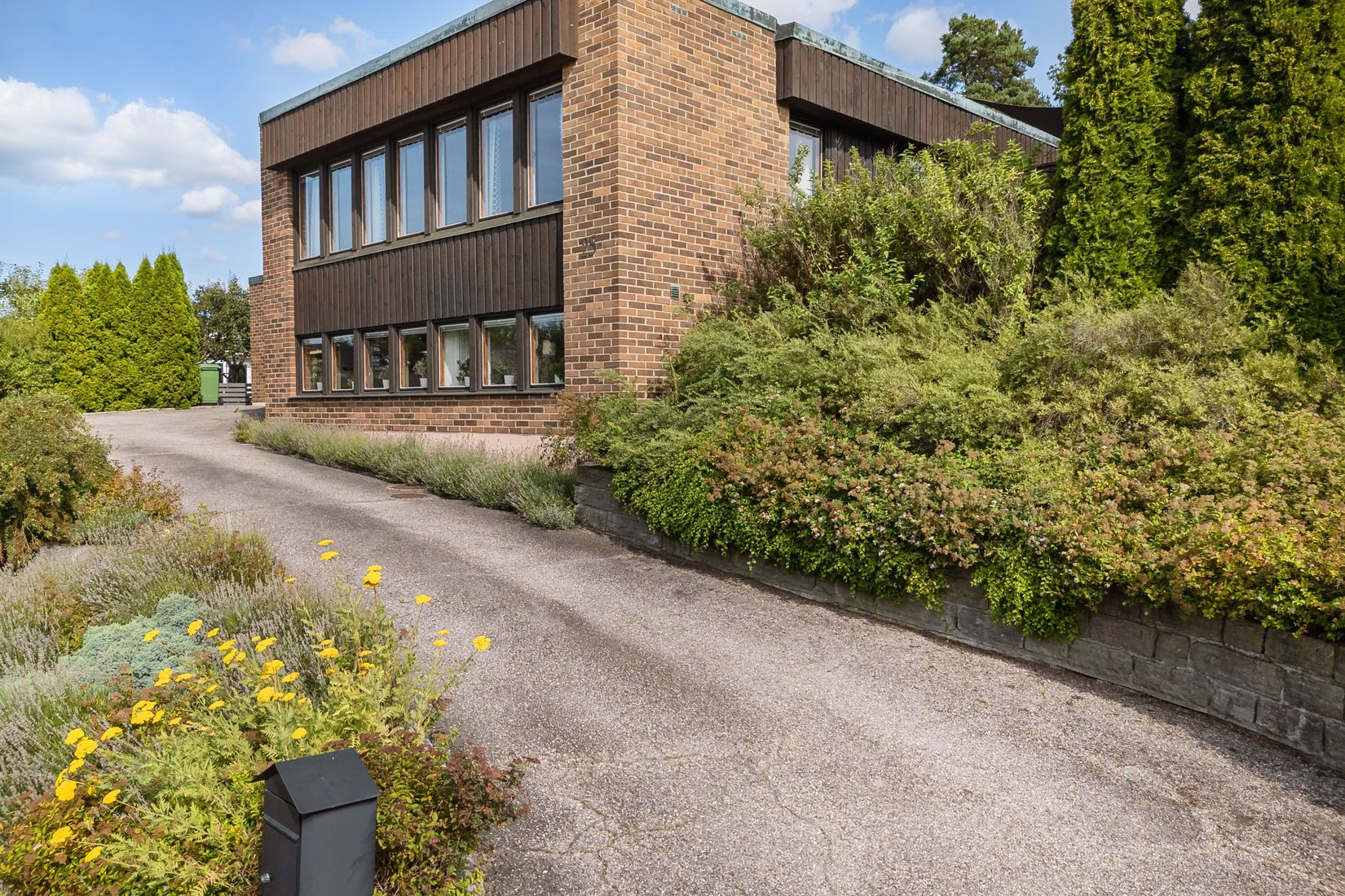 Villa, Långbergsgatan 25, Skiftinge, Eskilstuna