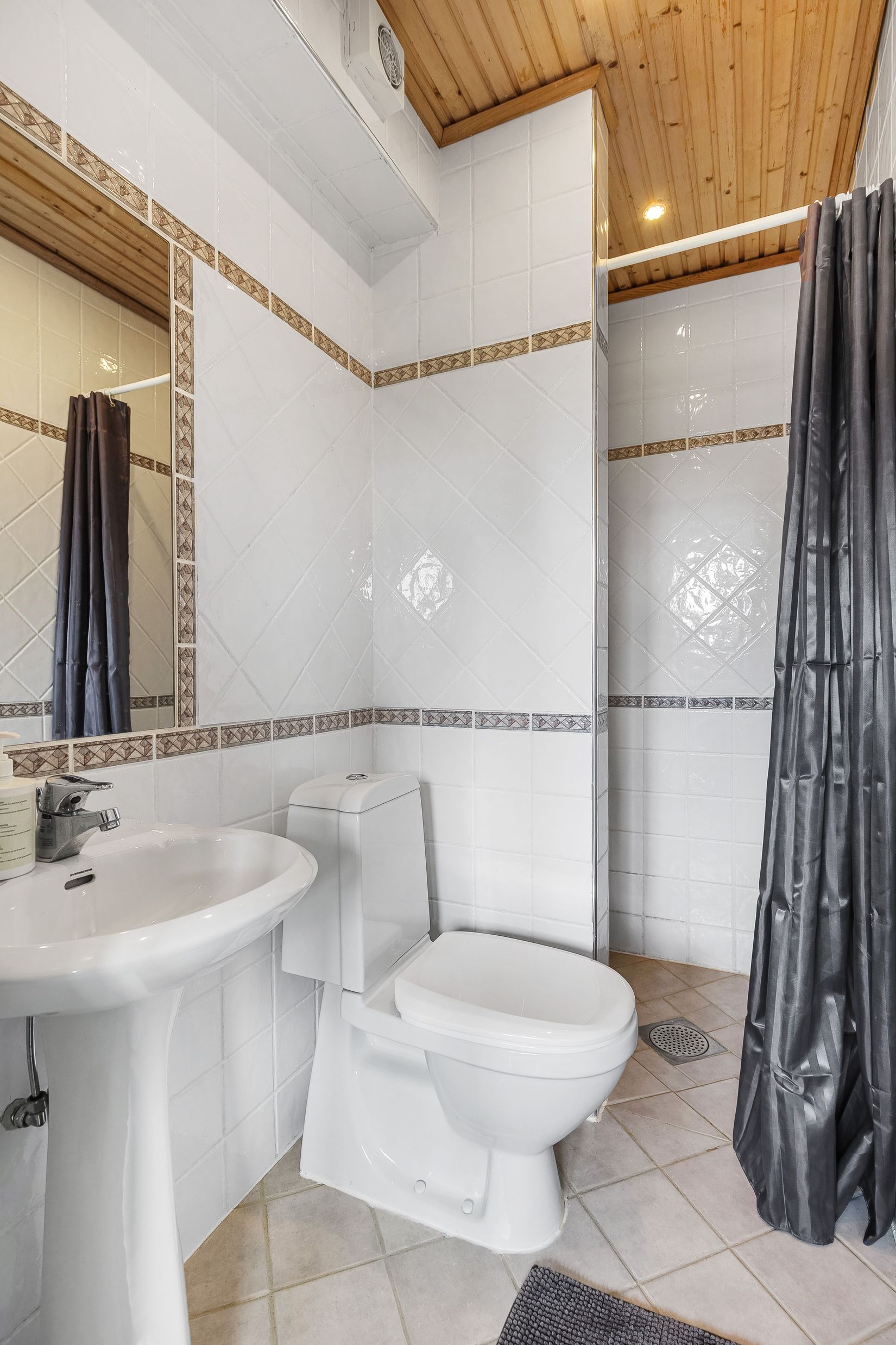 Villa, Långbergsgatan 25, Skiftinge, Eskilstuna