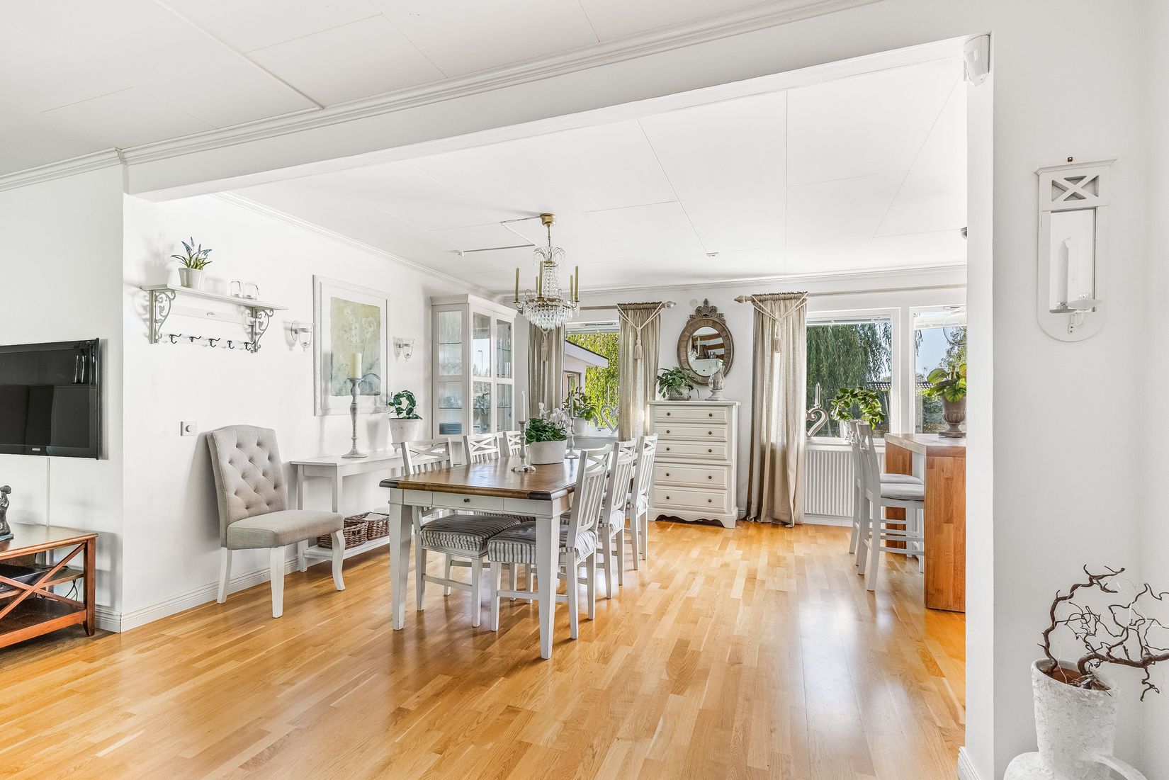 Villa, Lövhultsvägen 10, Eskilstuna