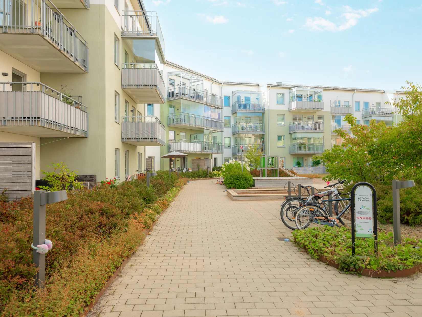 Bostadsrätt, Krögers Promenad 21, Silverdal, Sollentuna