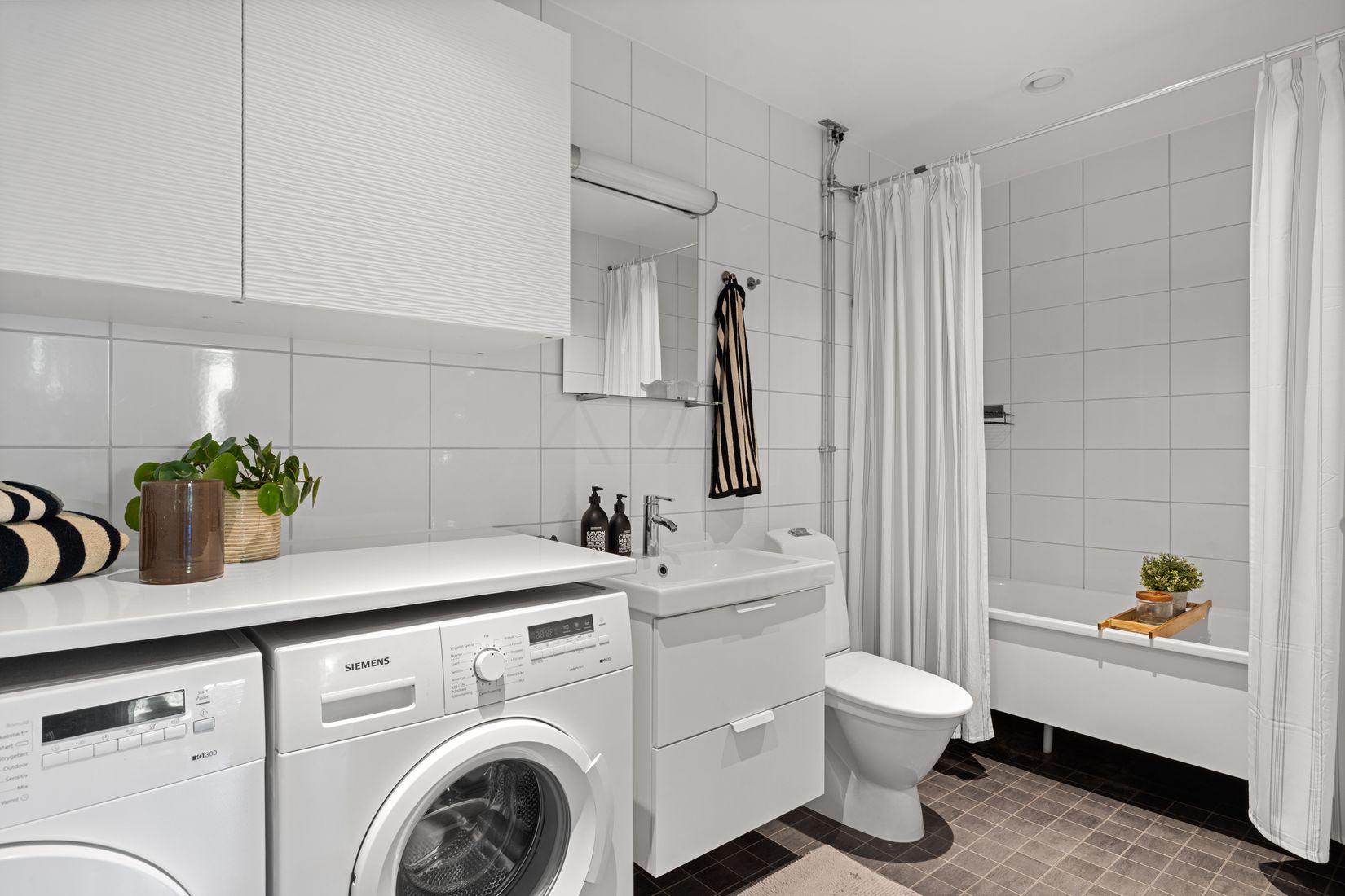 Bostadsrätt, Eklundshovsvägen 25, Riksten, Botkyrka