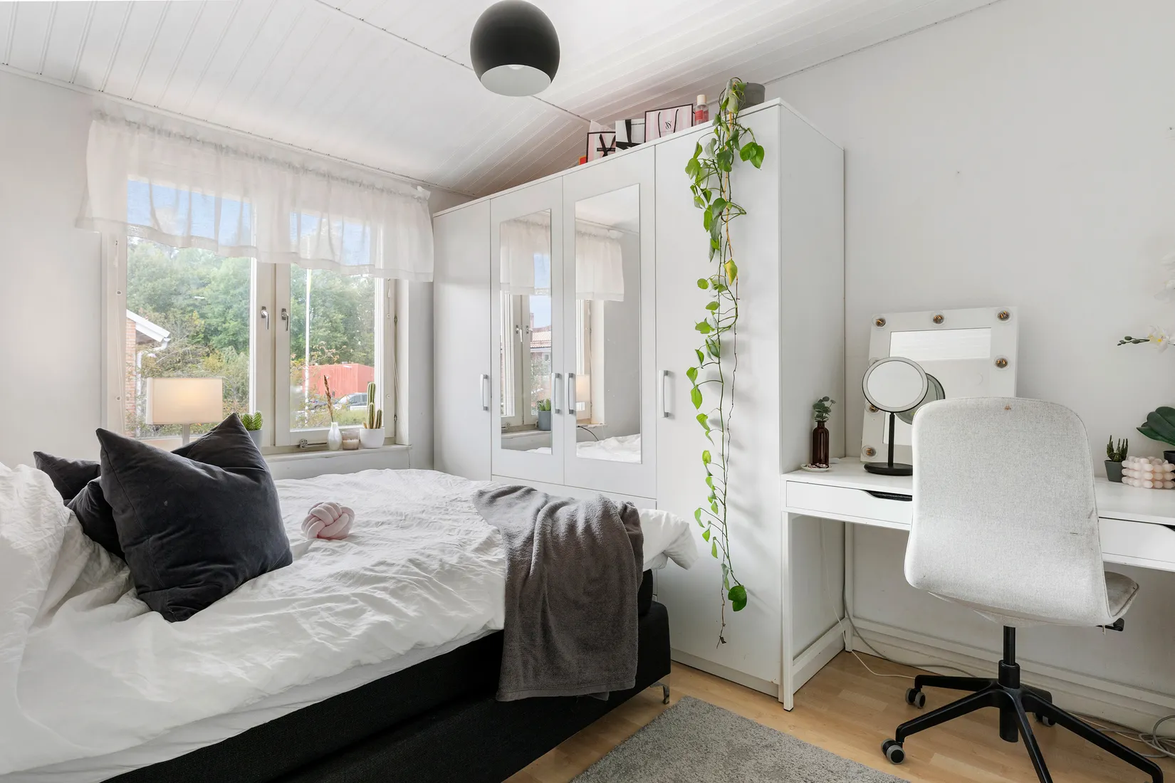 Bostadsrätt, Radhus, Huldregränd 22, Rotsunda, Sollentuna