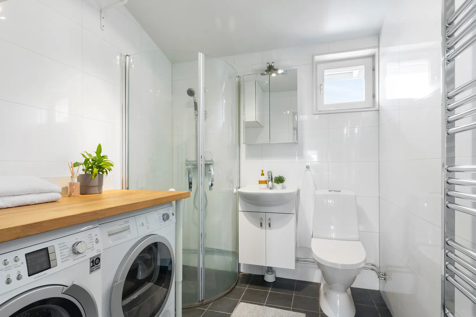 Bostadsrätt, Radhus, Huldregränd 22, Rotsunda, Sollentuna