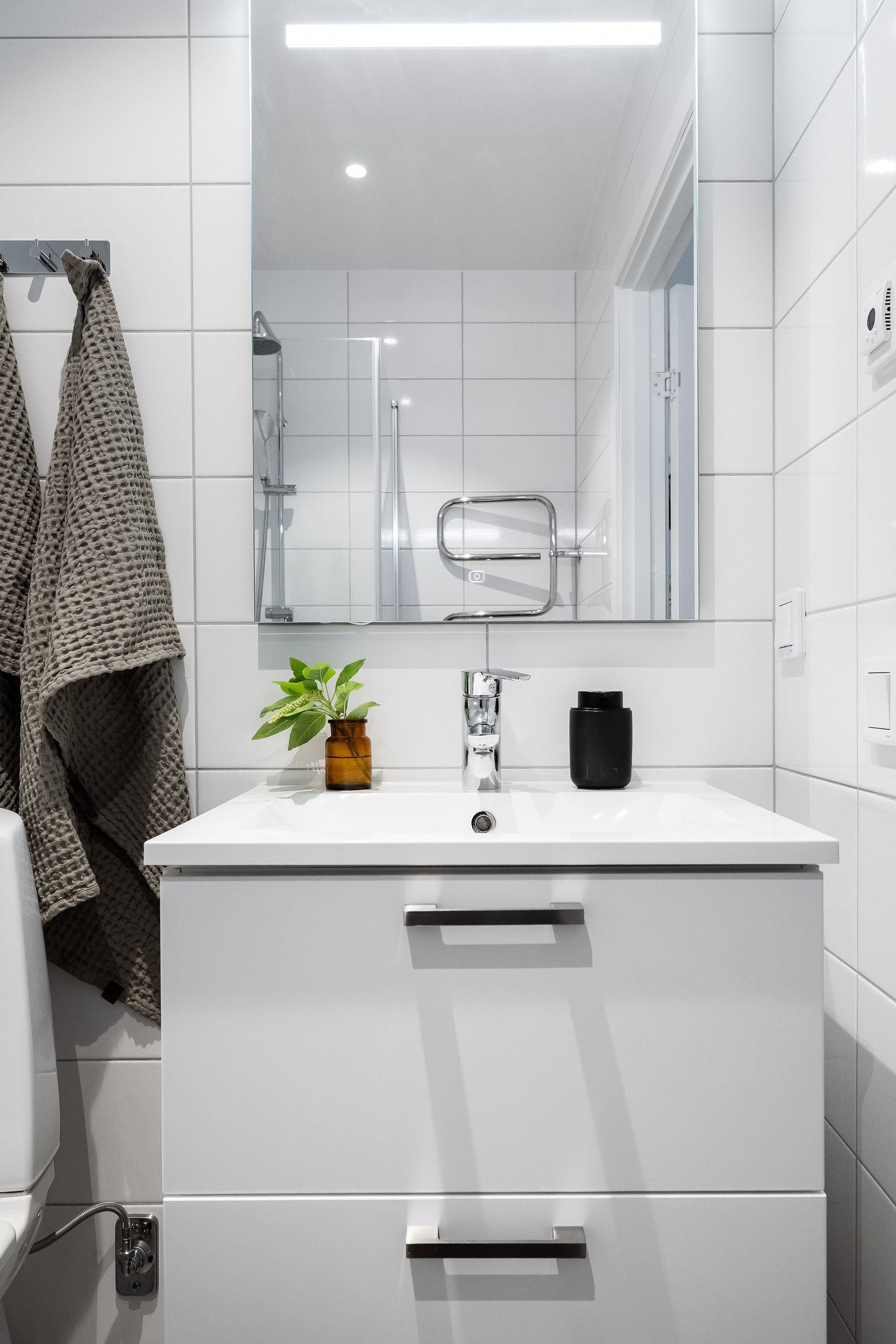 Bostadsrätt, Radhus, Hasselbacksvägen 3F, Lanna, Lekeberg