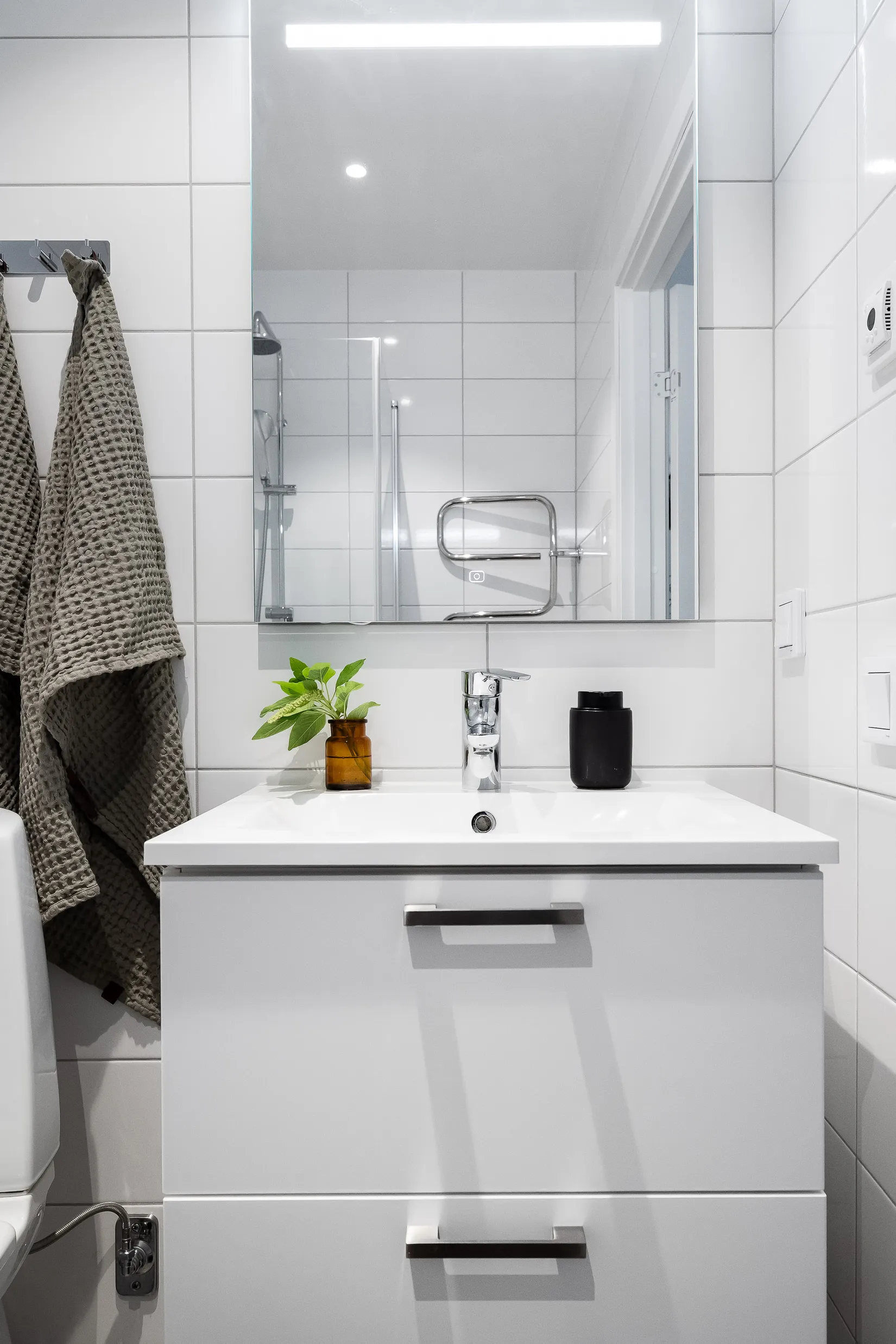 Bostadsrätt, Radhus, Hasselbacksvägen 3F, Lanna, Lekeberg