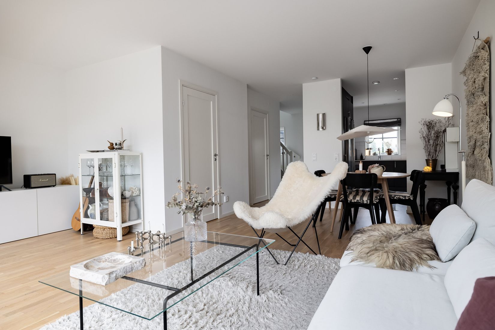 Bostadsrätt, Radhus, Hasselbacksvägen 3F, Lanna, Lekeberg