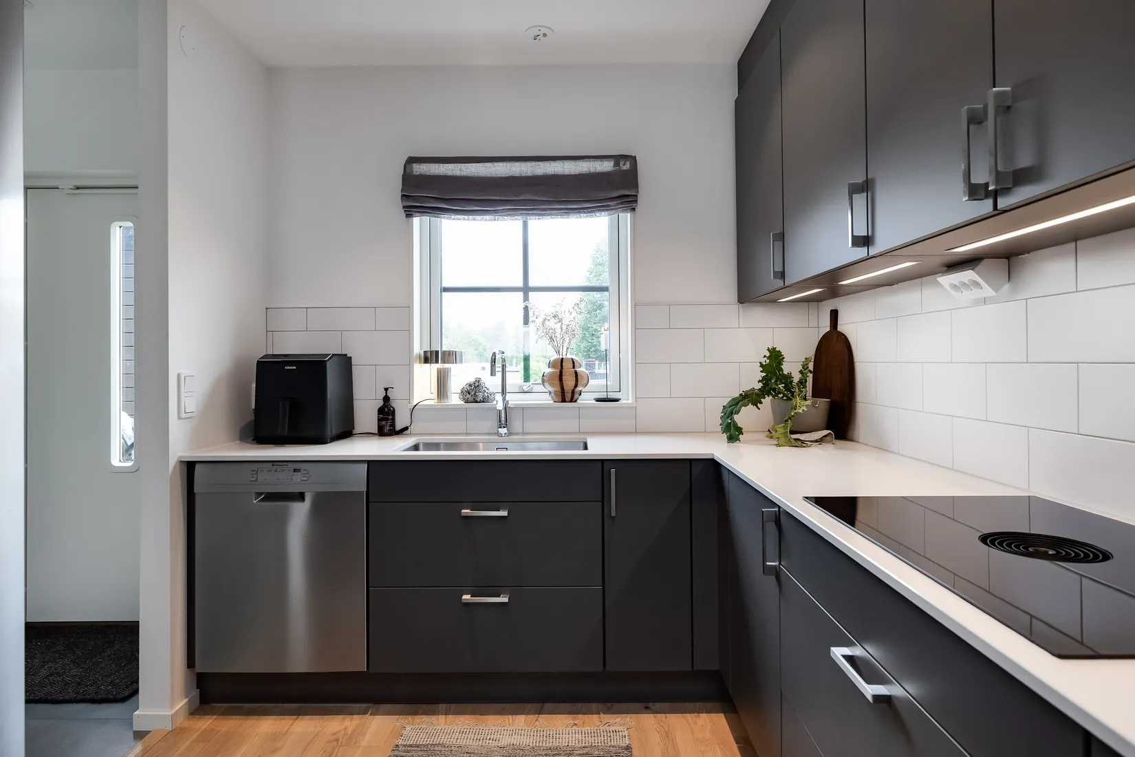 Bostadsrätt, Radhus, Hasselbacksvägen 3F, Lanna, Lekeberg