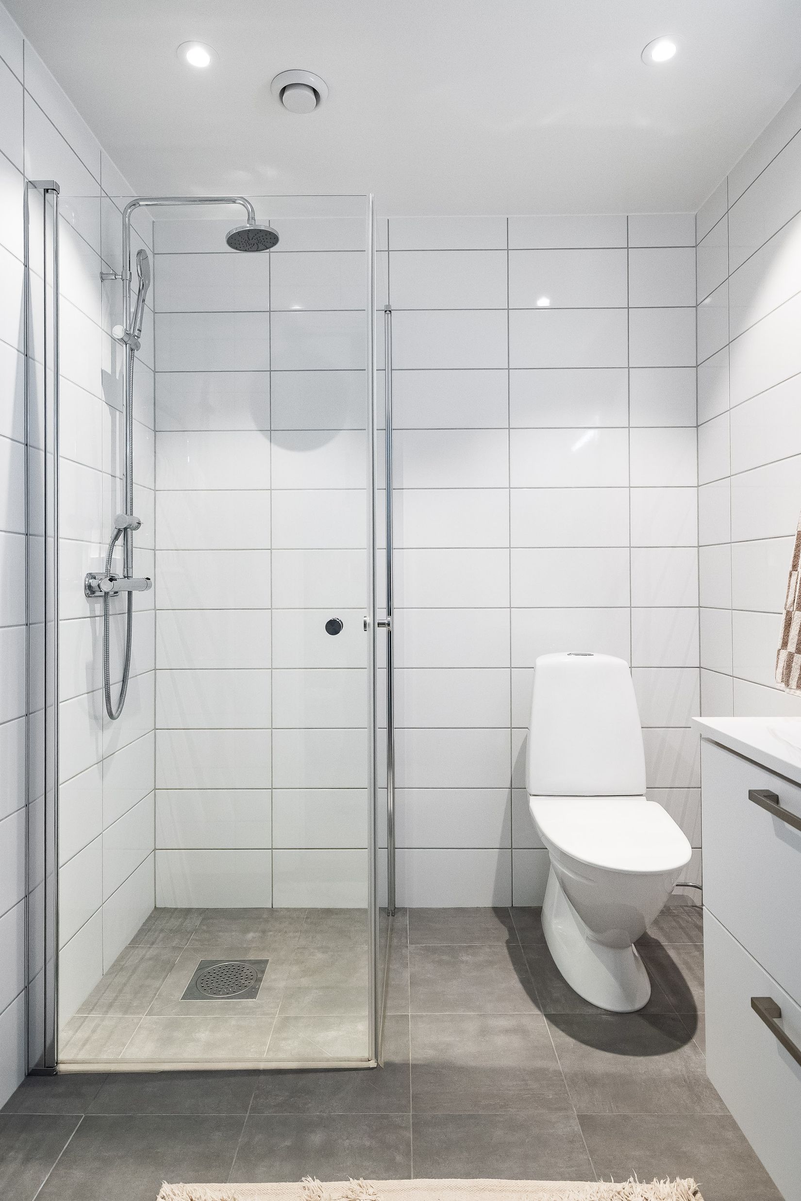 Bostadsrätt, Radhus, Hasselbacksvägen 3F, Lanna, Lekeberg