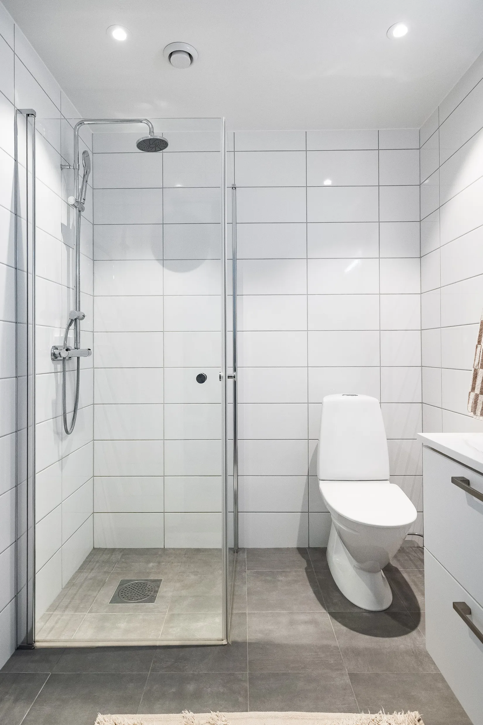 Bostadsrätt, Radhus, Hasselbacksvägen 3F, Lanna, Lekeberg