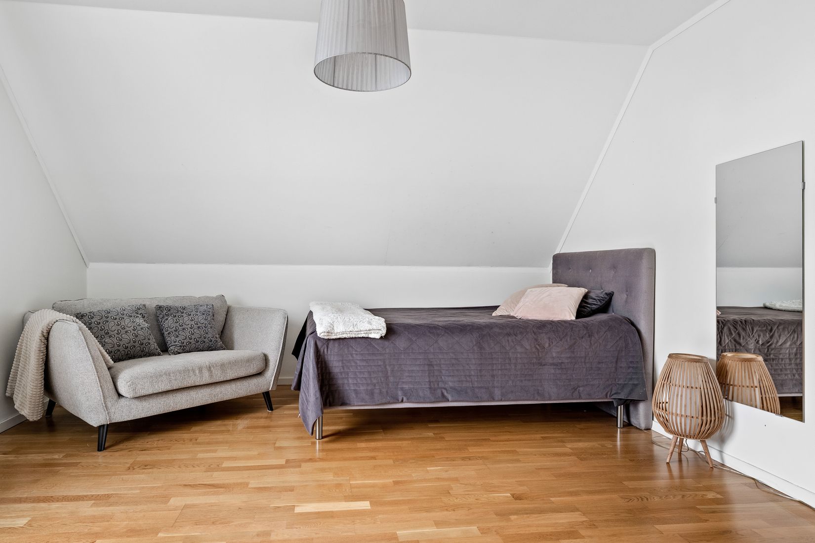 Villa, Vallmovägen 5, Bålsta Viby Äng, Håbo