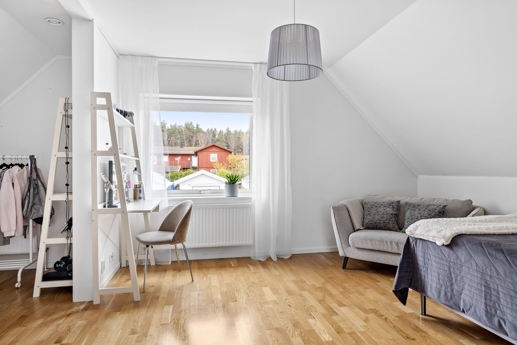 Villa, Vallmovägen 5, Bålsta Viby Äng, Håbo