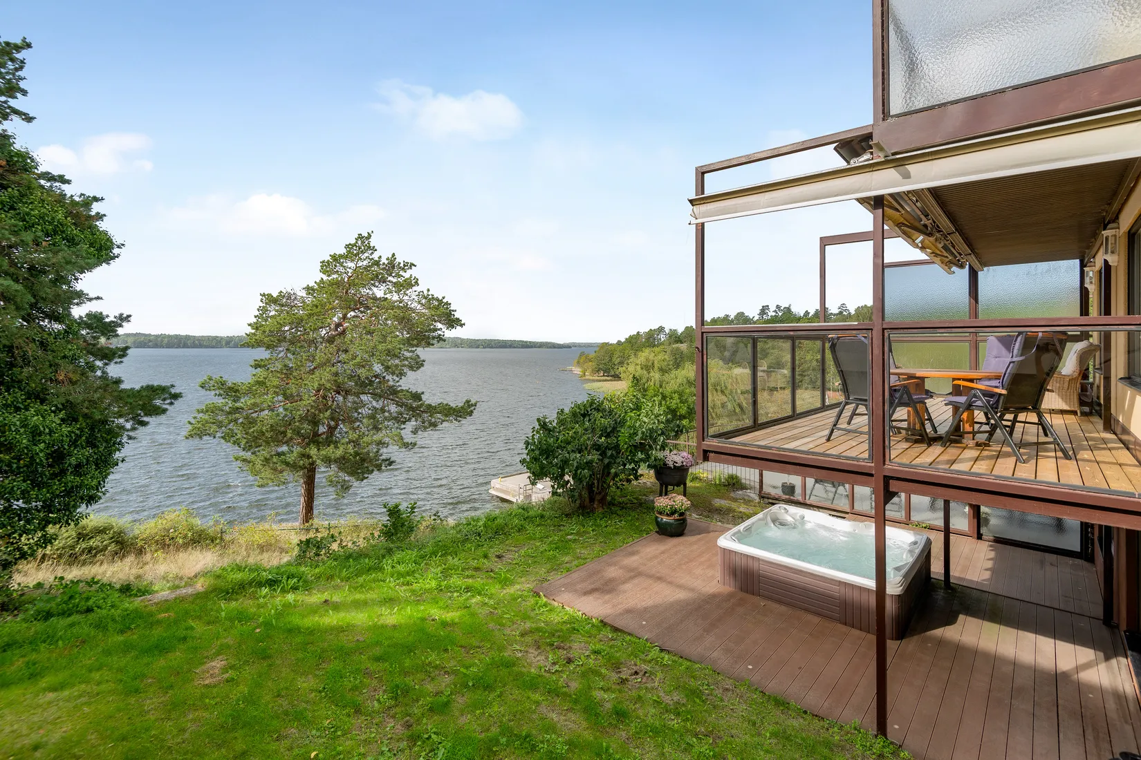 Villa, Berghamnsbrinken 6, Hässelby Södra Villastad, Stockholm