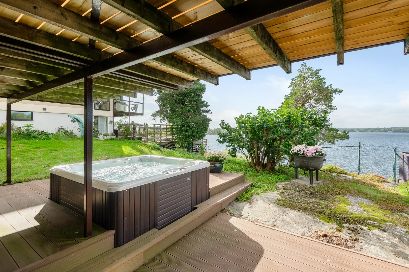 Villa, Berghamnsbrinken 6, Hässelby Södra Villastad, Stockholm