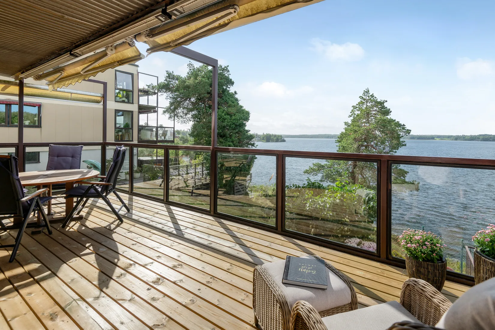 Villa, Berghamnsbrinken 6, Hässelby Södra Villastad, Stockholm