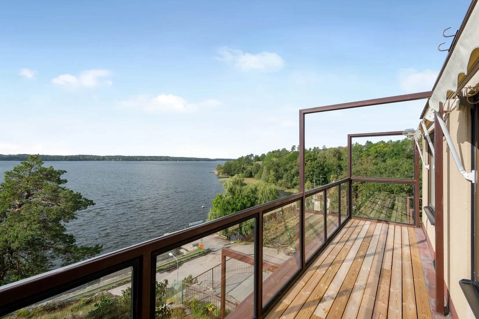 Villa, Berghamnsbrinken 6, Hässelby Södra Villastad, Stockholm