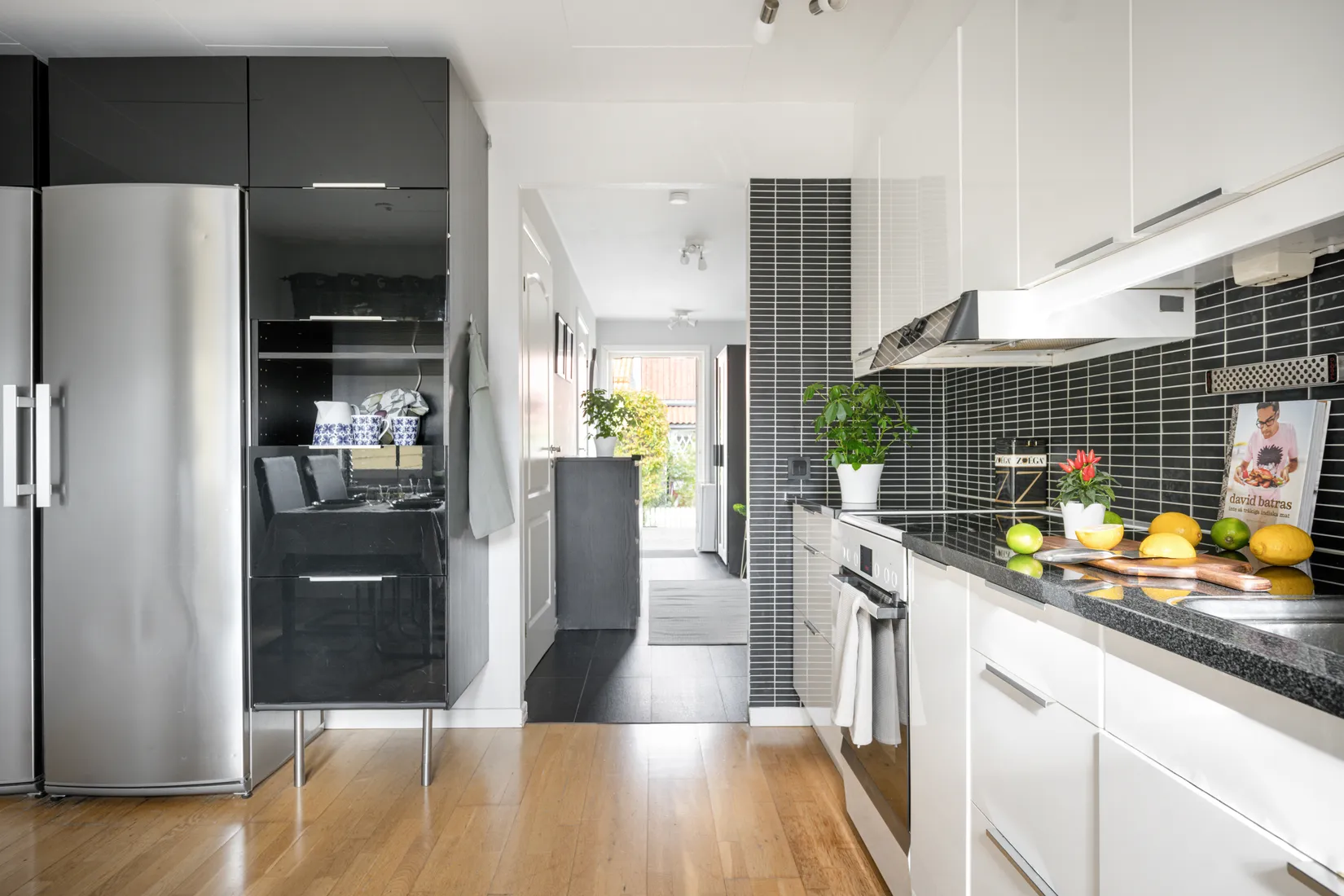 Villa, Radhus, Järnåldersringen 324, Haninge