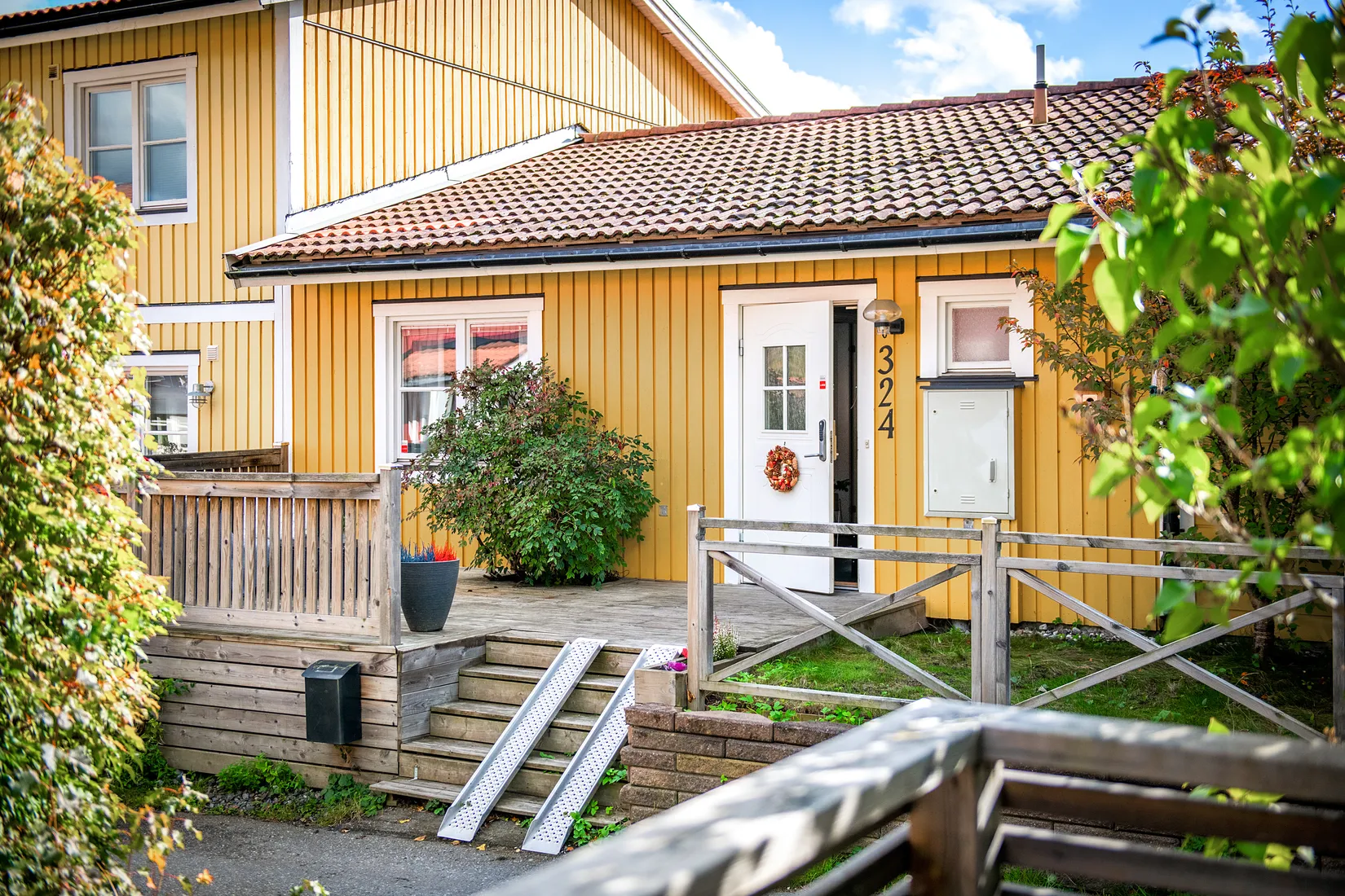 Villa, Radhus, Järnåldersringen 324, Haninge