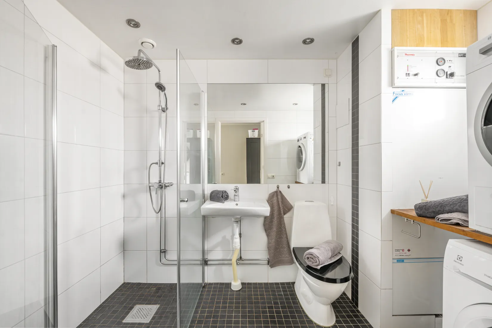 Villa, Radhus, Järnåldersringen 324, Haninge