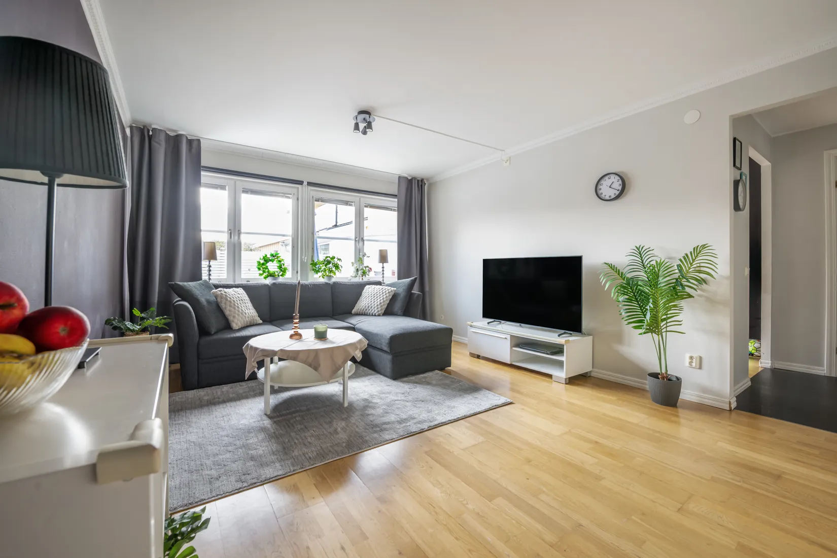 Villa, Radhus, Järnåldersringen 324, Haninge
