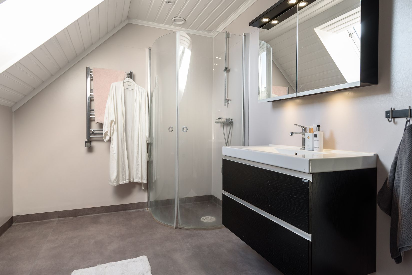 Villa, Rondellvägen 1, Hovshaga, Växjö