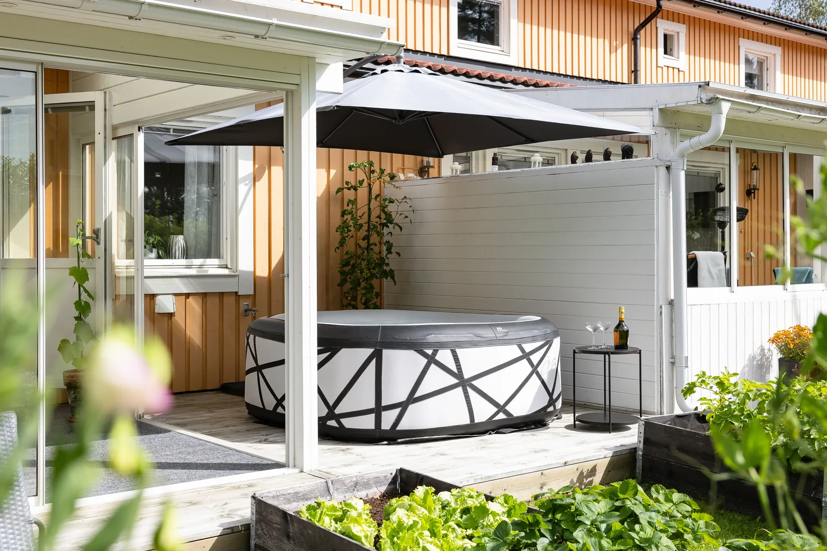 Radhus, Ottfjällsvägen 28, Nedre Torvalla, Östersund
