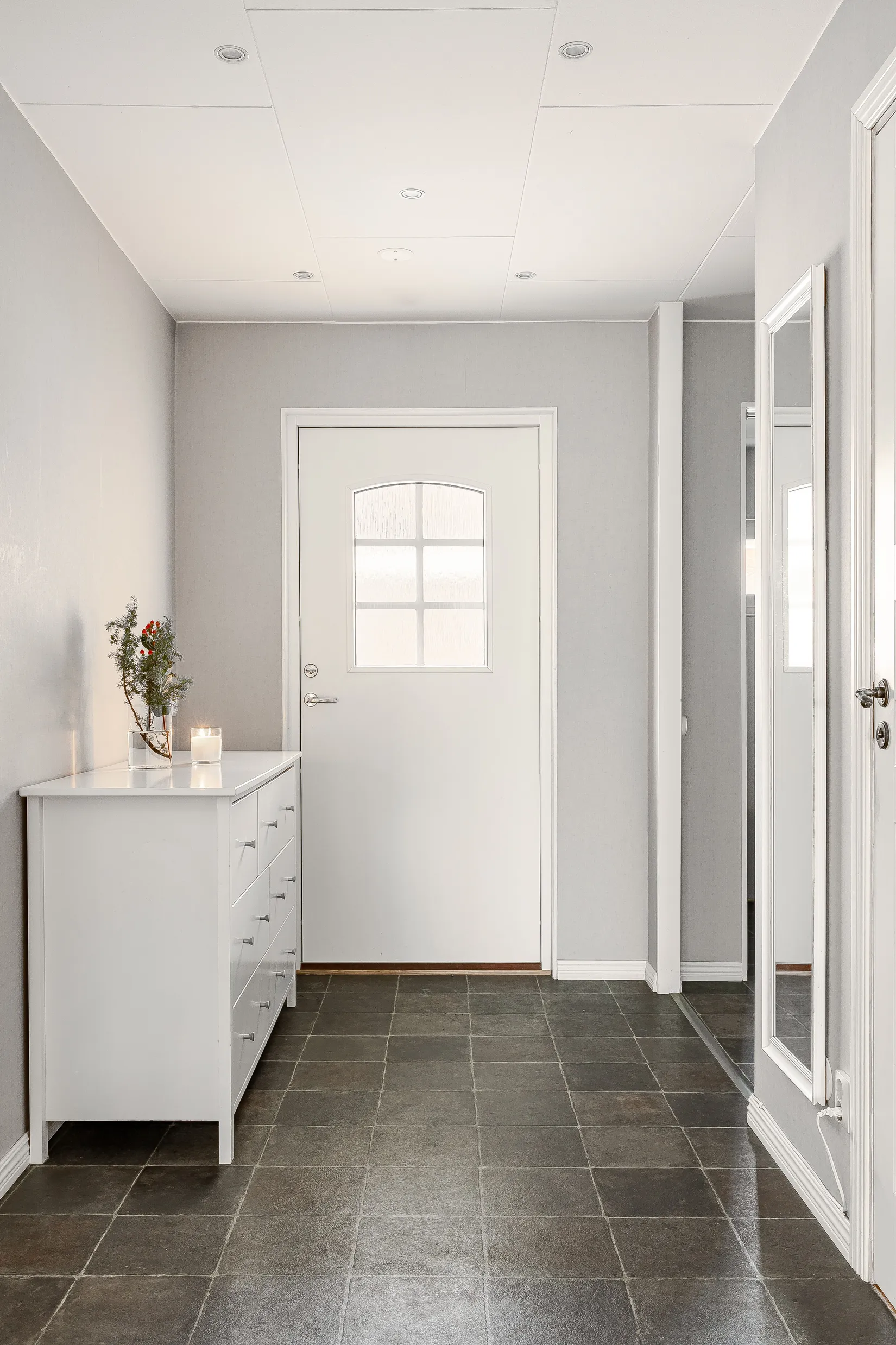 Radhus, Ottfjällsvägen 28, Nedre Torvalla, Östersund