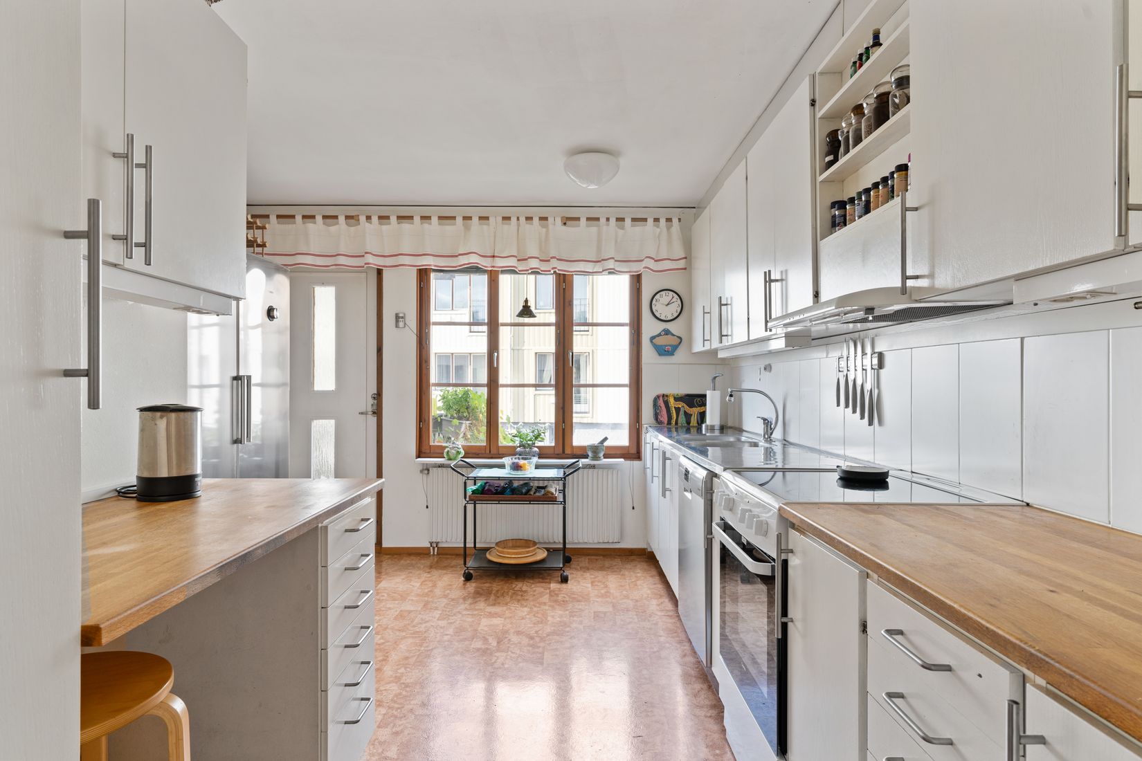 Villa, Radhus, Hellstedtsgatan 2B, Sveaplan/Lasarettsområdet, Eskilstuna