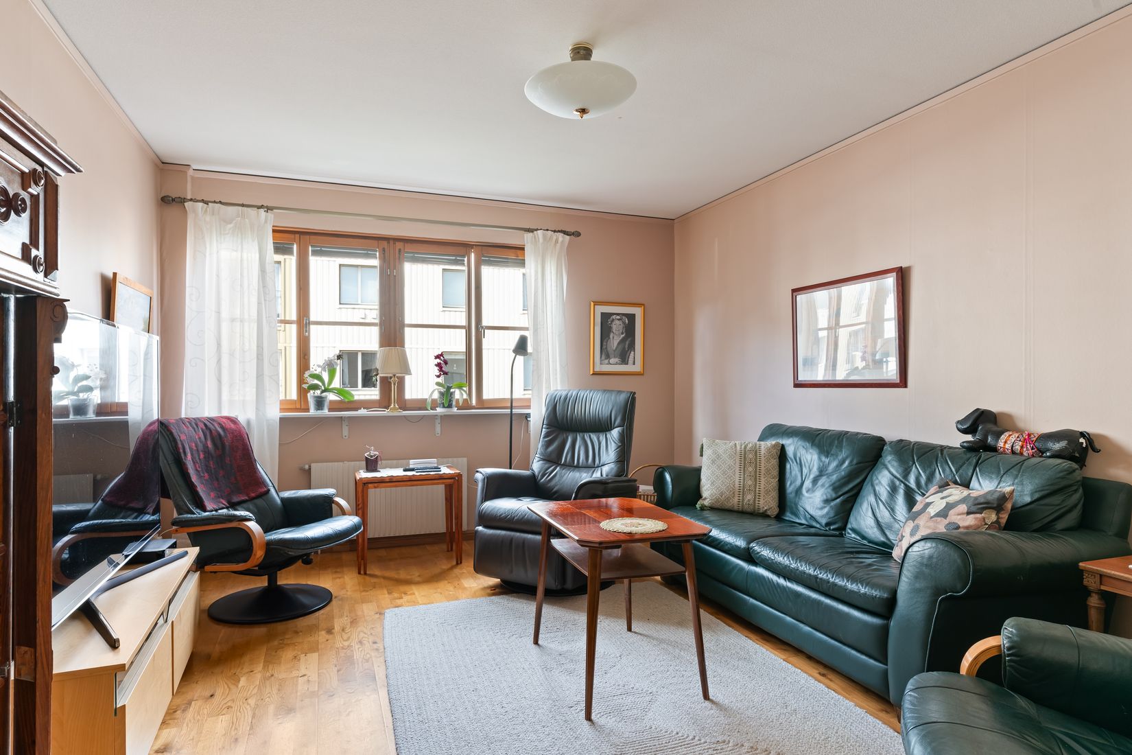 Villa, Radhus, Hellstedtsgatan 2B, Sveaplan/Lasarettsområdet, Eskilstuna