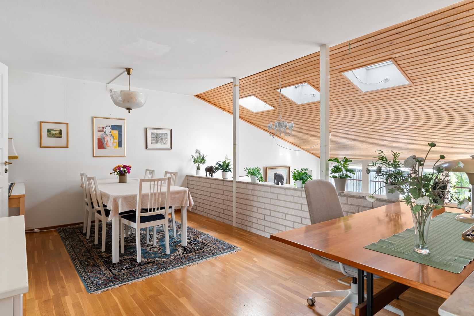 Villa, Radhus, Hellstedtsgatan 2B, Sveaplan/Lasarettsområdet, Eskilstuna