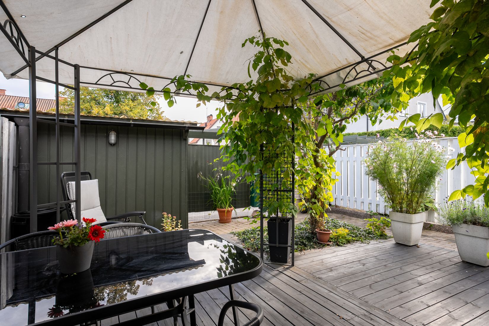 Villa, Radhus, Hellstedtsgatan 2B, Sveaplan/Lasarettsområdet, Eskilstuna