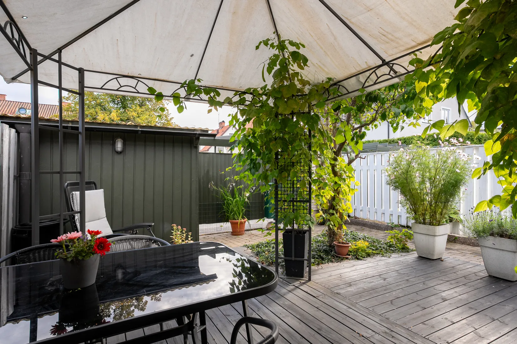 Villa, Radhus, Hellstedtsgatan 2B, Sveaplan/Lasarettsområdet, Eskilstuna