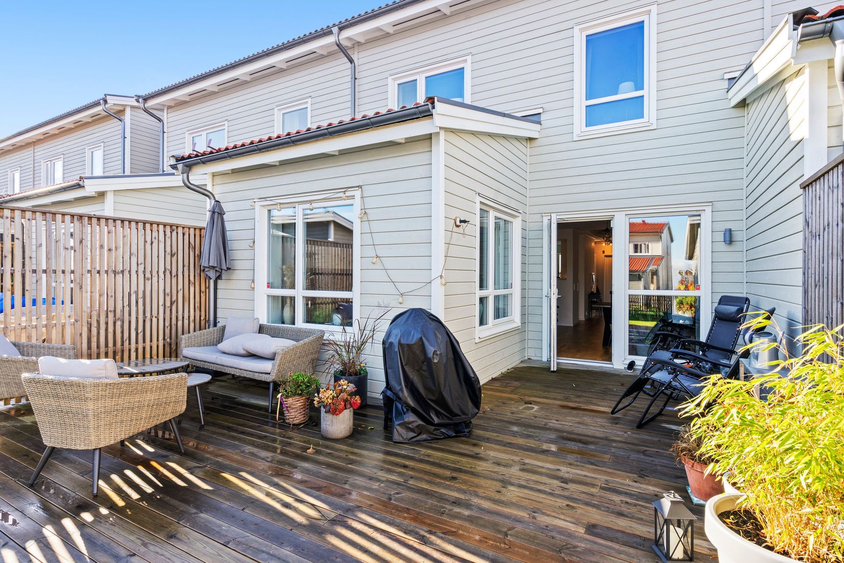 Radhus, Hägnadsgatan 53, Trädgårdsstaden, Skövde